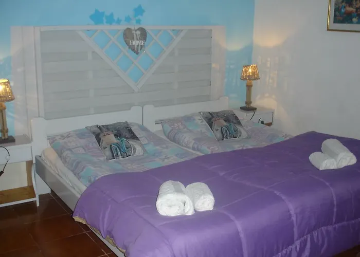 莉娜度假屋 * 帕拉蒙纳斯